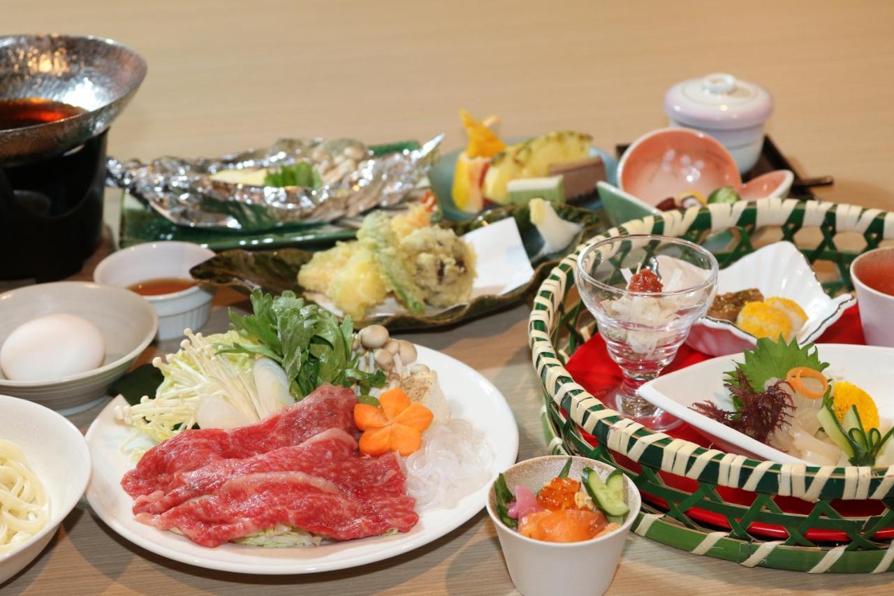 Yukari No Mori Hotel Fujikawaguchiko Exterior photo